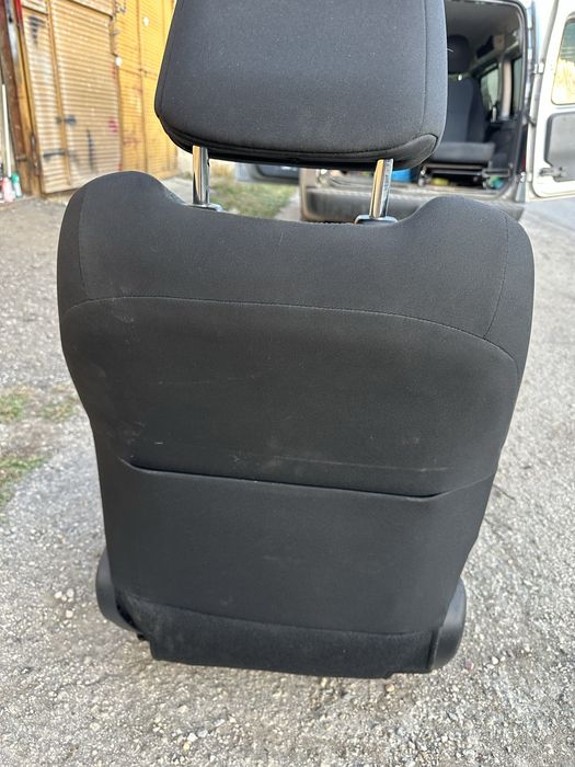 Седалки предни за Тоиота ярис