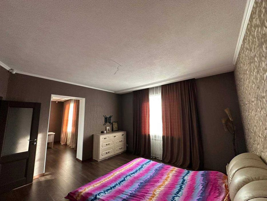 Продам дом в центре города