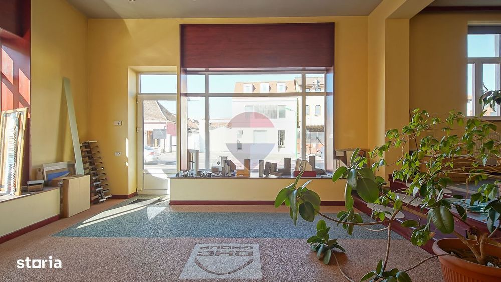 Spațiu comercial de închiriat ! Spaţiu comercial 120 mp.