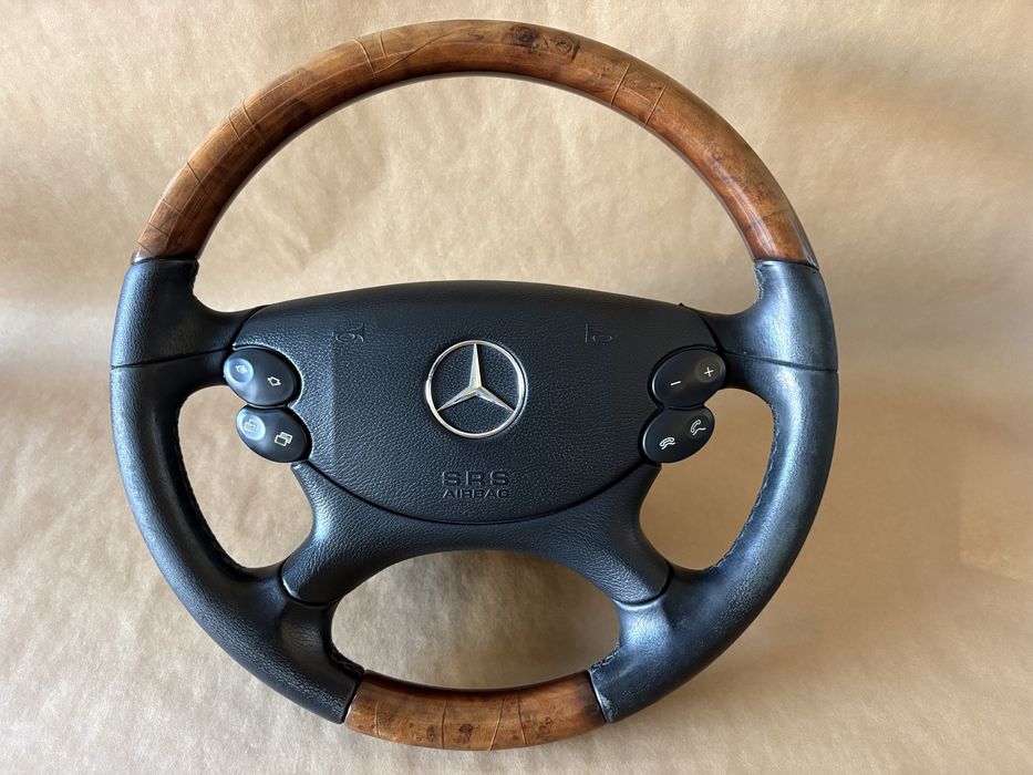 Махагонов волан Мерцедес/ Mercedes