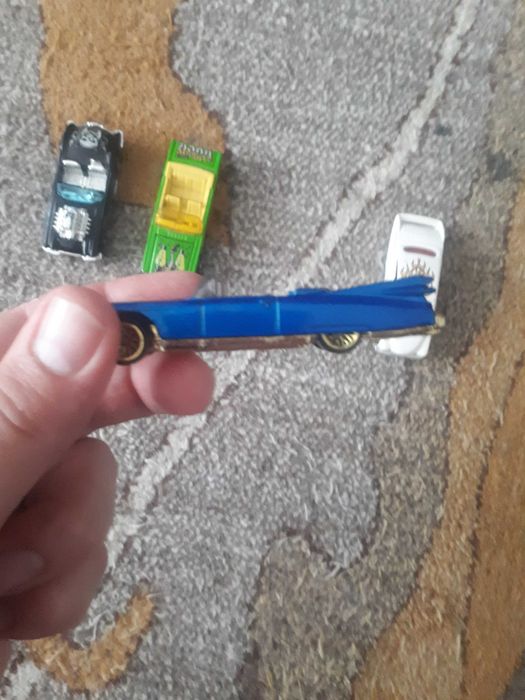 Set de 4 masinute clasice Hot Wheels ( fabricate in anii 80 si 90).