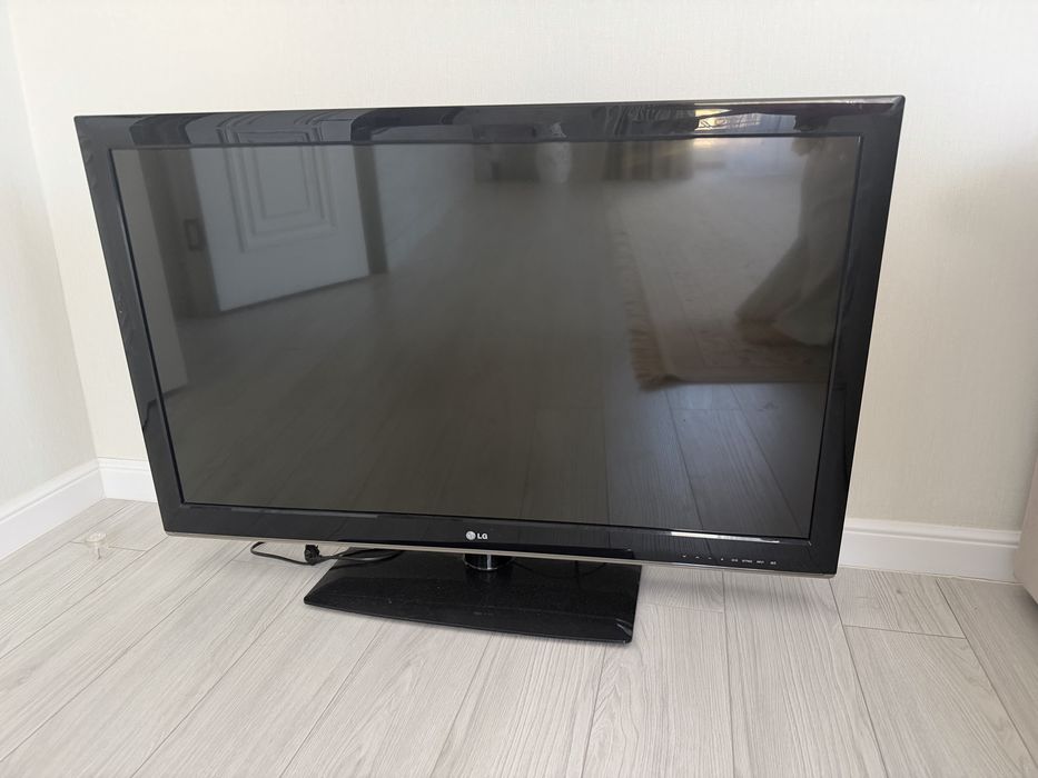 Телевизор LG, в отличном состоянии