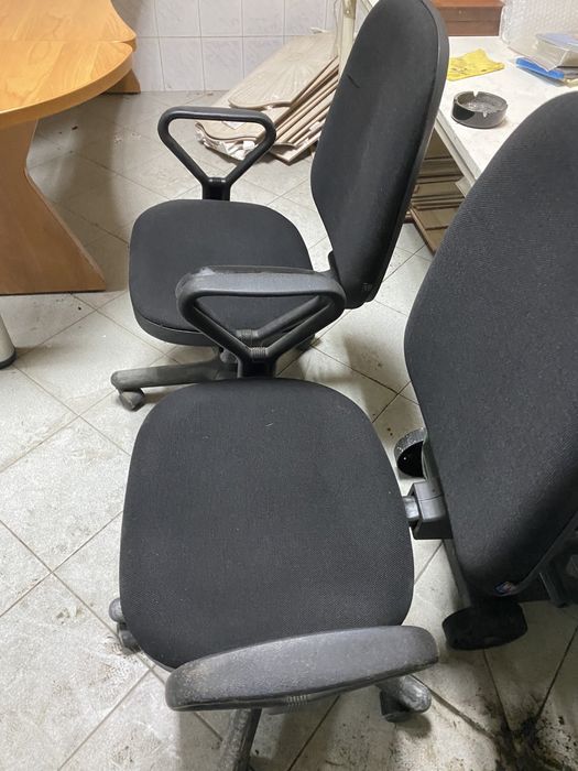 офис столове в наличност 3 бр.