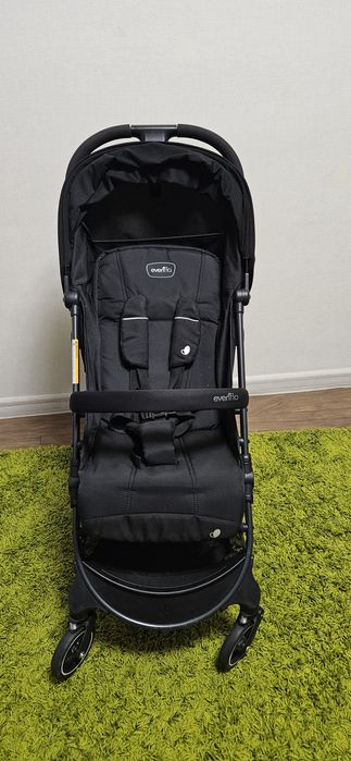 Коляска прогулочная Evenflo Rever