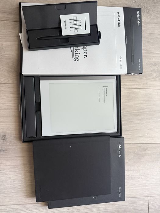 Pachet tableta Remakable 2, marker plus, book folio