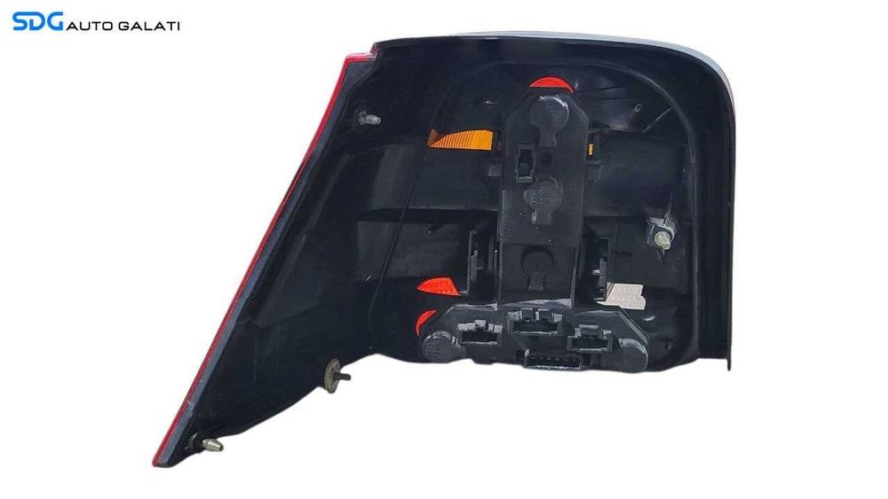 Stop Tripla Lampa Dreapta Volkswagen Golf 4 Hatchback Scurt 1998 - 2005 Cod 1J6945112T [L7946]