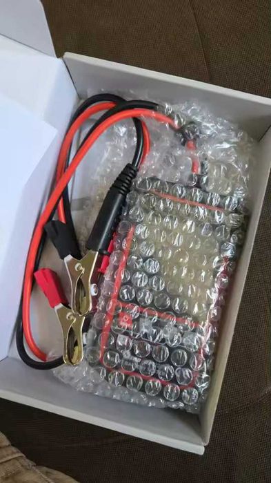 Tester baterii 12V/24V ToolTop ET2202, display colorat 3,2", nou