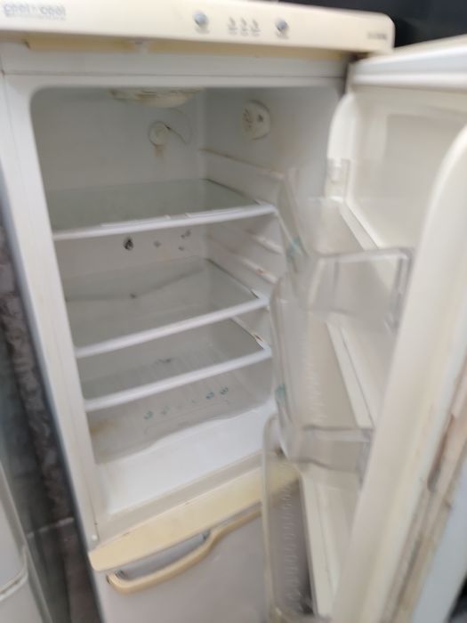 Продам холодильник Самсунг