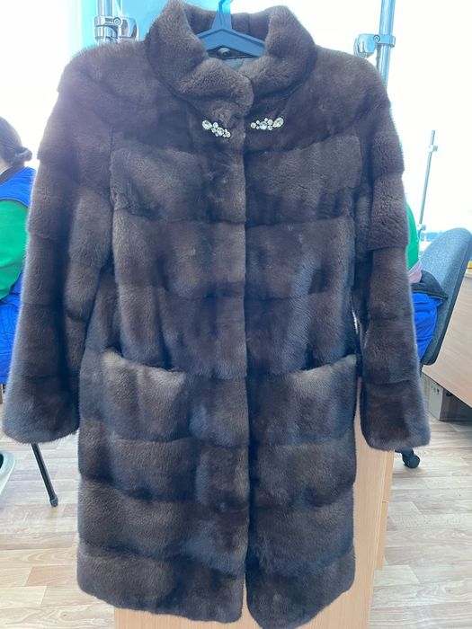 Продам шубу 42 р-р