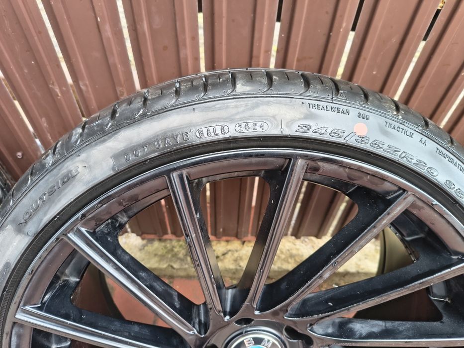Vânt roți BMW pe 20
