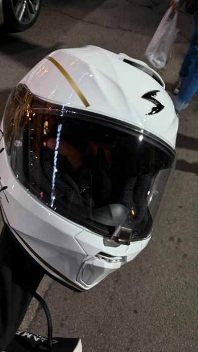 Шлем Scorpion продам