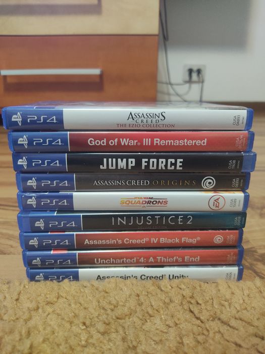 Vand jocuri ps4 noi