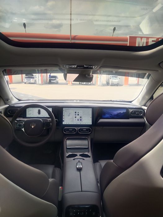 Leapmotor c11 srochan sotiladi