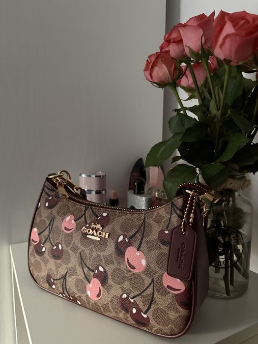 Geanta coach cherry