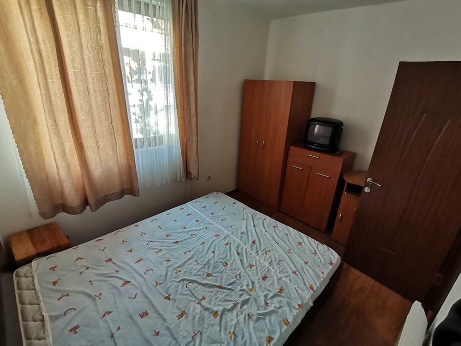 Дава се под наем Двустаен апартамент в Бургас, Възраждане - 58 кв.м за 178.5 € - Снимка #1