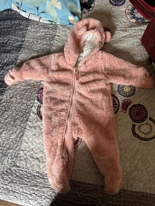 Продам детские вещи