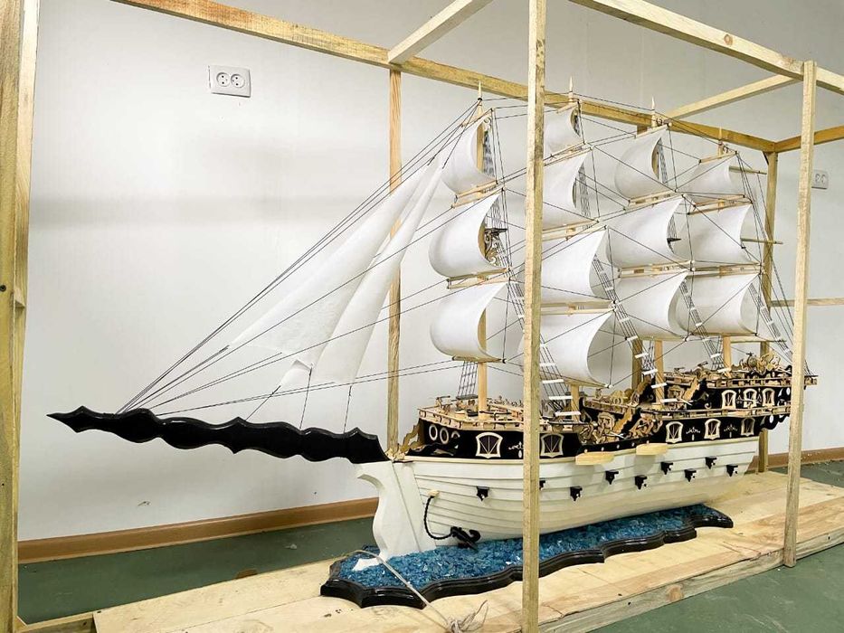 Подарок ПАРУСНИК  сувенир