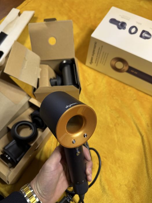 Uscator Par Dyson Supersonic nou Cutie