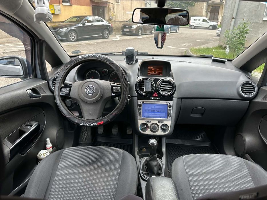 Vând Opel CORSA d 2008 1.2 gpl