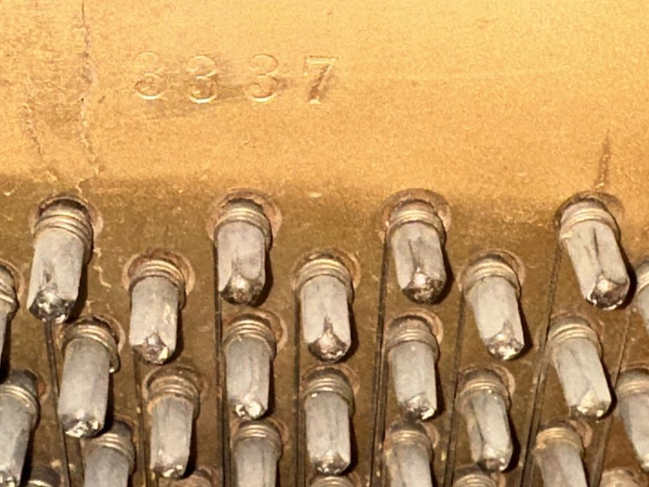 Пианино индивидуального производства