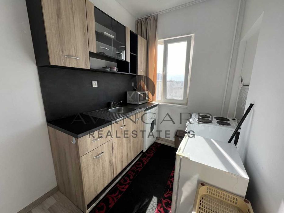 Продава се Едностаен апартамент в Пловдив, Тракия - 36 кв.м за 1584 €/кв.м - Снимка #4