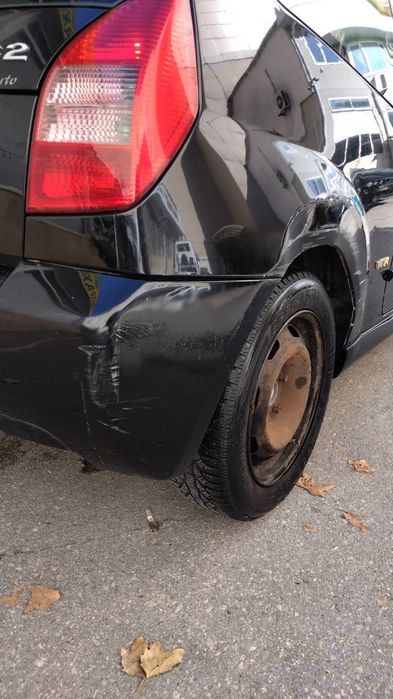 Продавам Citroen C2, подарък 4 летни гуми