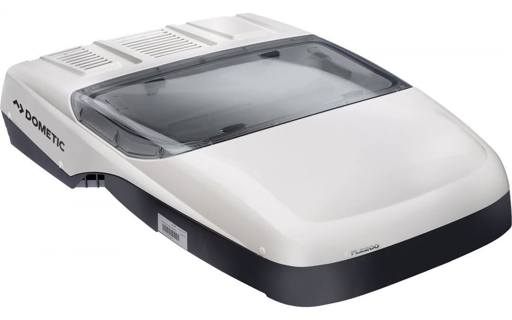 Нов климатик за кемпер Dometic FreshLight 220