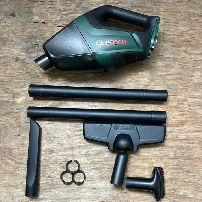 Aspirator de mana Bosch UniversalVac 18