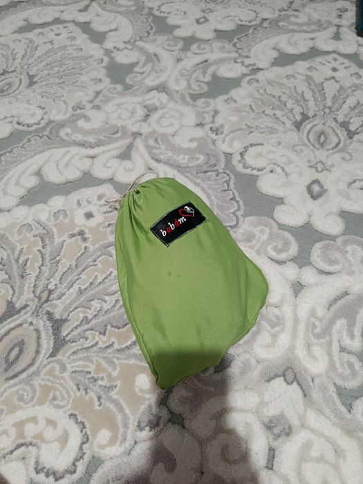 Sistem ergonomic de purtare bebe