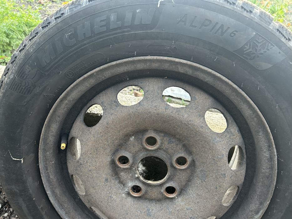 2бр Гуми с джанти Michelin Alpin 6 зимни