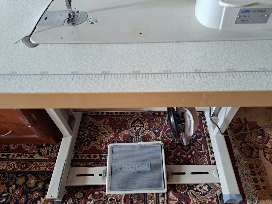 швейная машина и оберлог