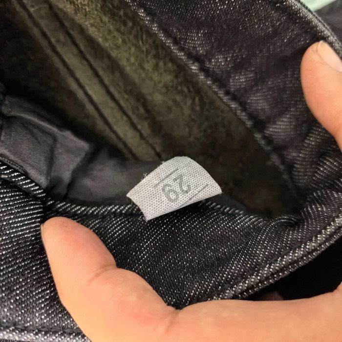 Продам джинсы новые на девочку