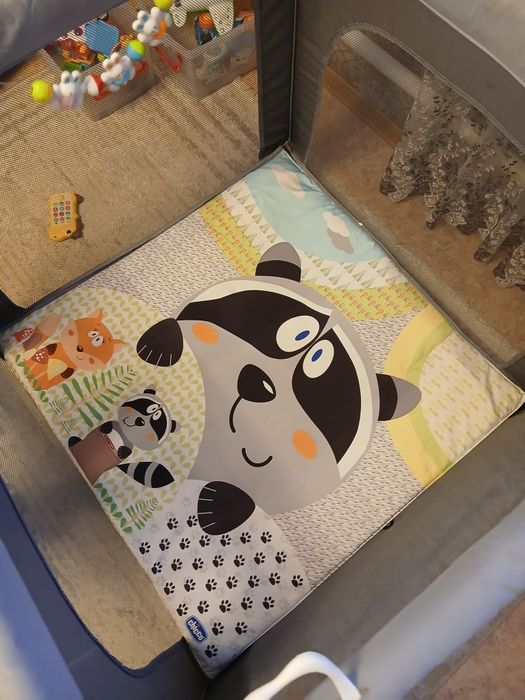 Продаётся манеж игровой ыирмы Chicco