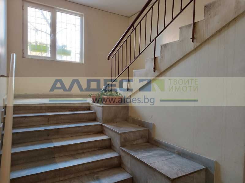 Продава се Тристаен апартамент в София, Младост 3 - 105 кв.м за 1695 €/кв.м - Снимка #8