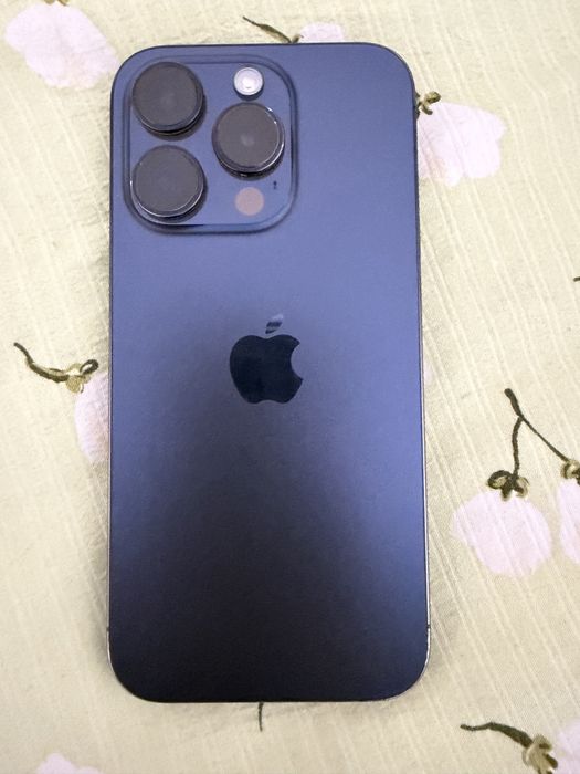 iPhone 15 pro 256gb
