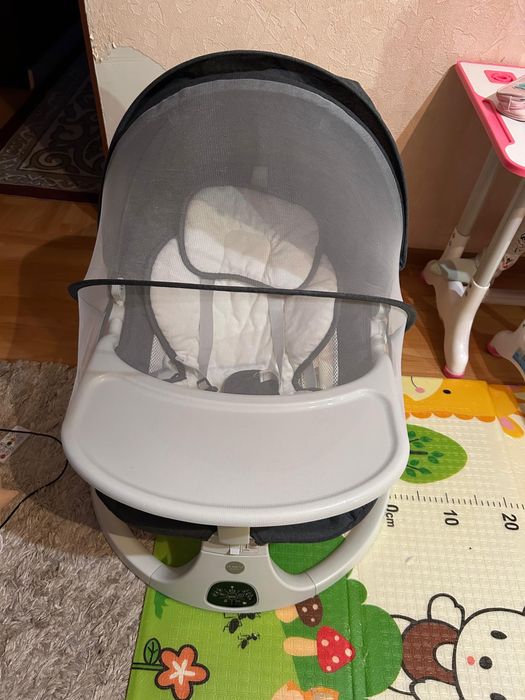 Продам ходунки и люльку качалку (новые)