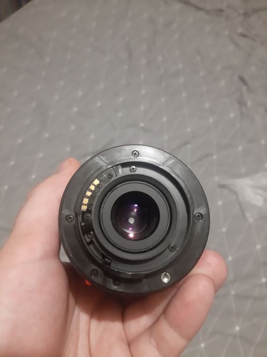 Обектив Tamron 80-210