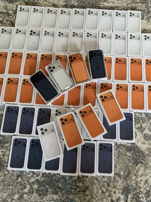 Телефон IPhone 17 Pro