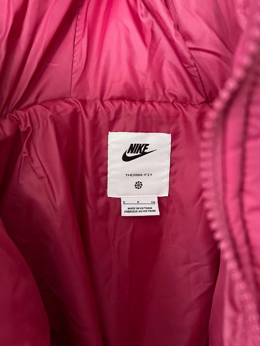 Зимно дамско яке Nike Therma-Fit