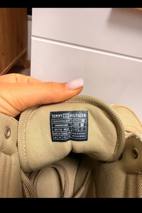 Vand ghete Tommy Hilfiger