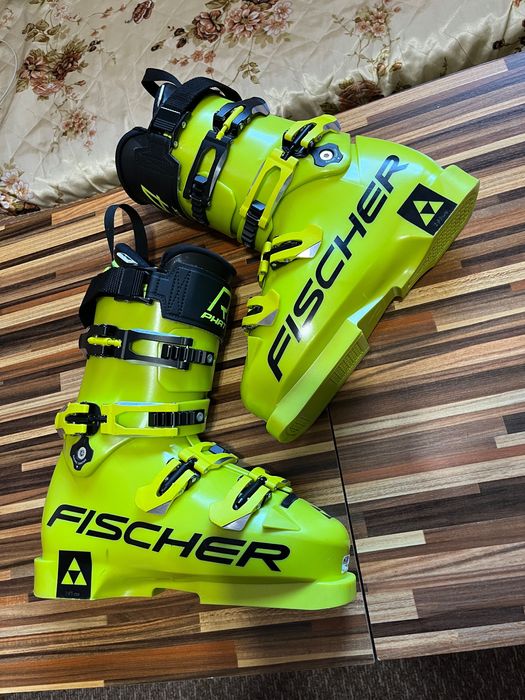 Ски обувки Fischer RC 4 Podium 150 / 25,5см.