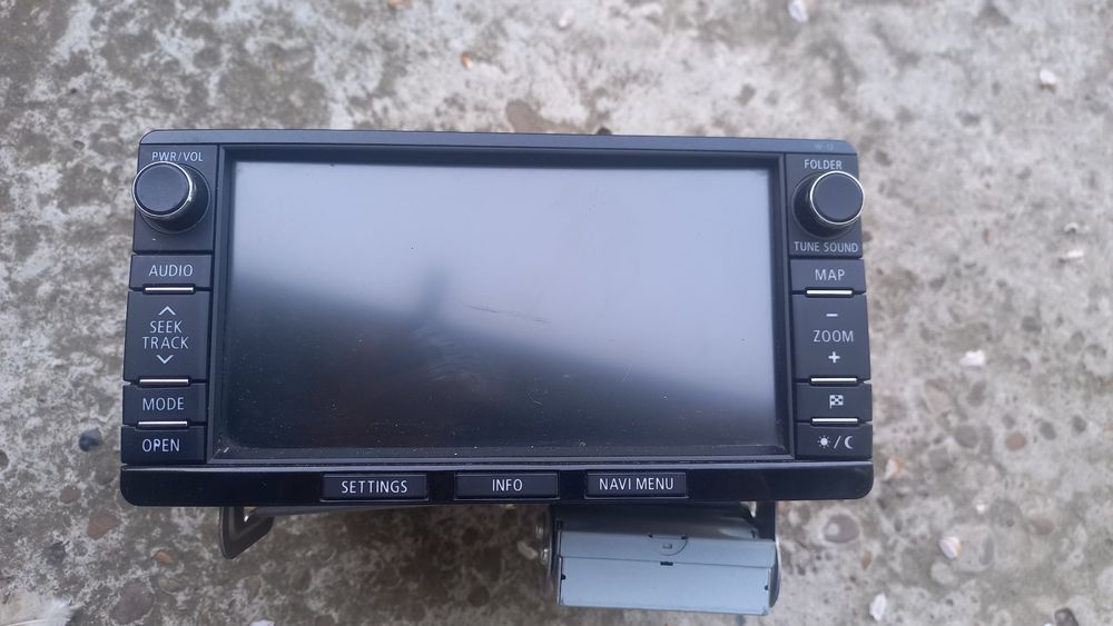 Navigatie touch-screen pentru Mitsubishi