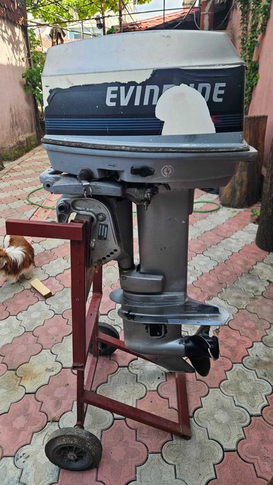 motor de barca Evinrude