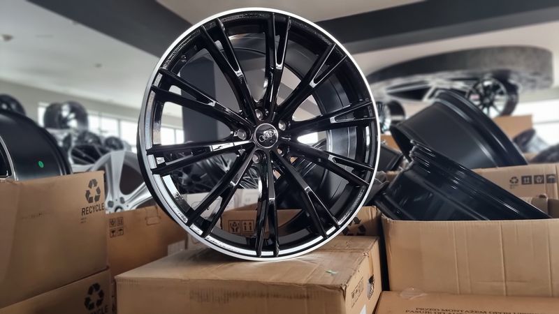 21цола 5x112 Audi Ауди A6 A7 A8 Q7 4бр