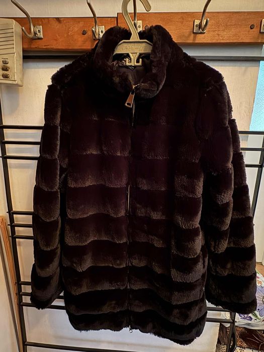 Haina de blana sintetică maro