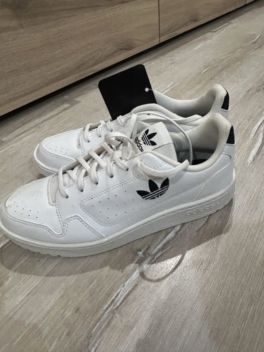 Маратонки addidas