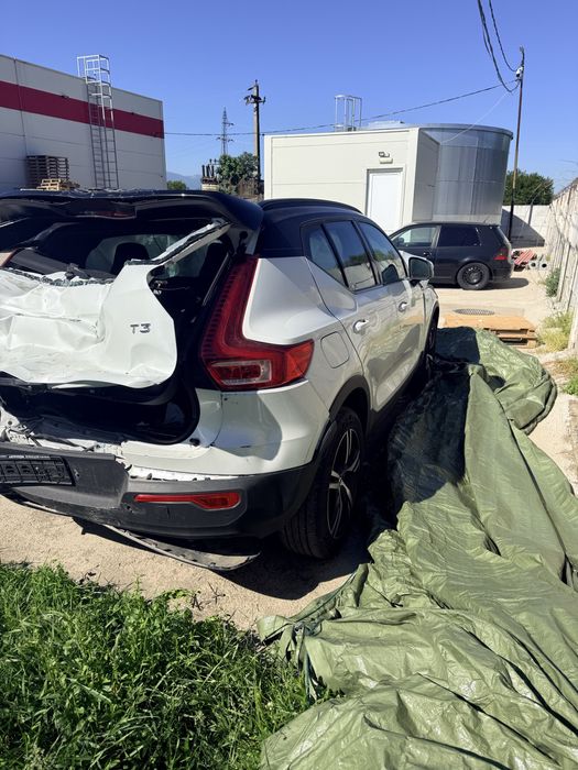 Vand Volvo xc40 2020/10 avariat