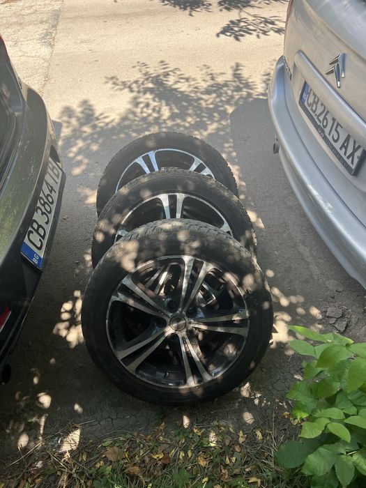 Джанти със зимни гуми 17 5x114.3 borbet hond mazda
