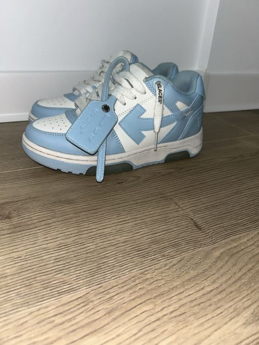 Off-White Out of Office Light Blue  size 37