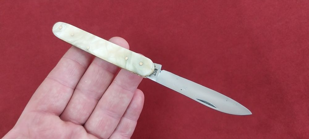 Джобно ножче - "Сърп и Чук"